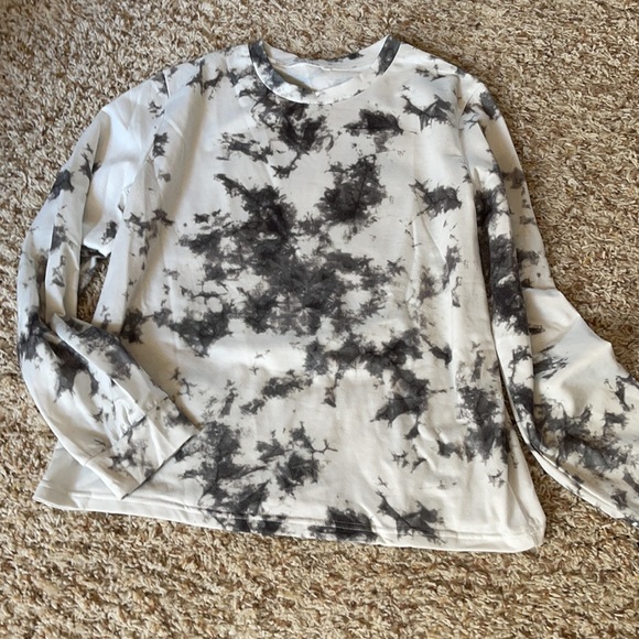 Black and white tie dye set size Large - Picture 3 of 3